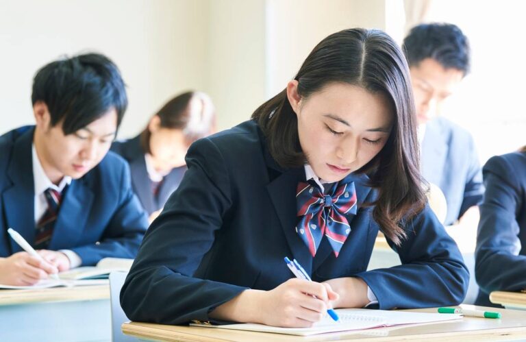 大学受験　学習塾　予備校　行かない